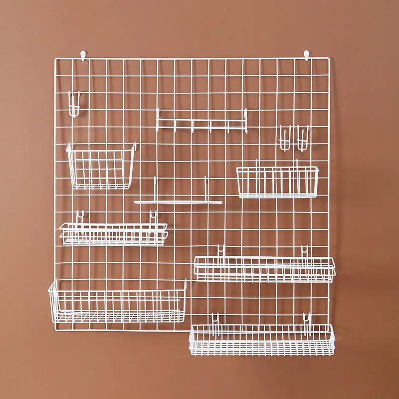 DIY Wall-Mounted Wire Grid Organize