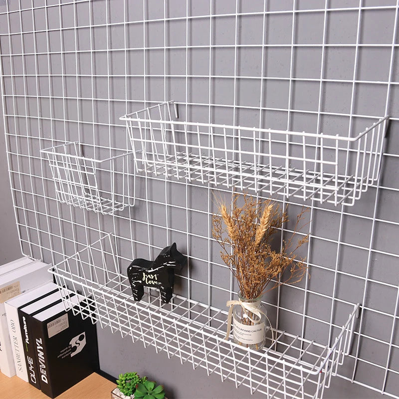 DIY Wall-Mounted Wire Grid Organize