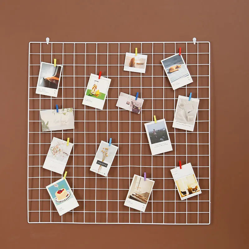 DIY Wall-Mounted Wire Grid Organize